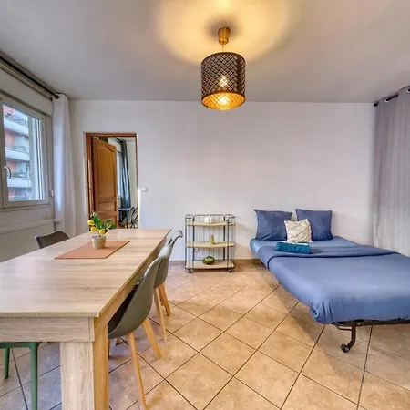 Le Nuage De La Gare - Private Parking Apartment