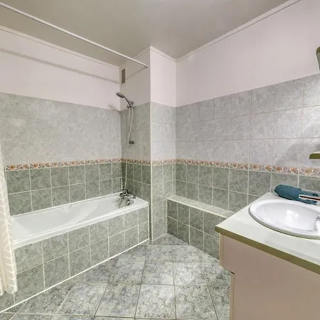 Le Nuage De La Gare - Private Parking * Reims