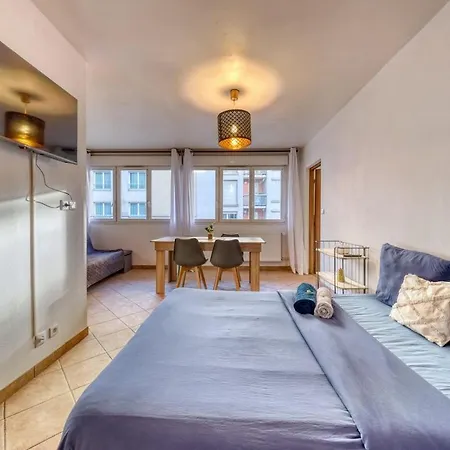 Lägenhet Le Nuage De La Gare - Private Parking Reims