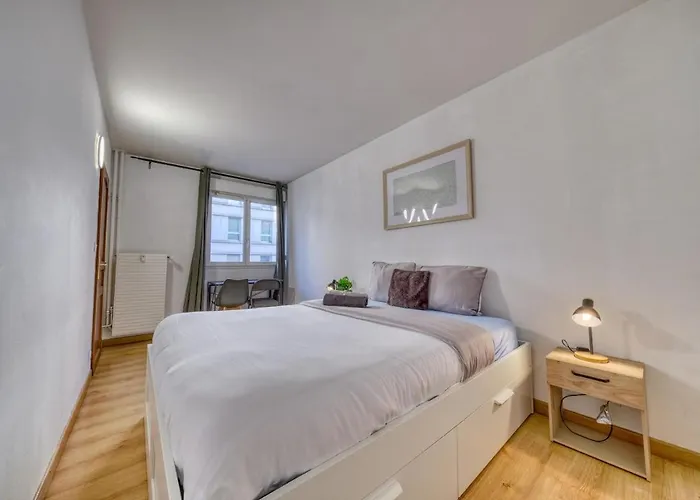 Le Nuage De La Gare - Private Parking * Reims