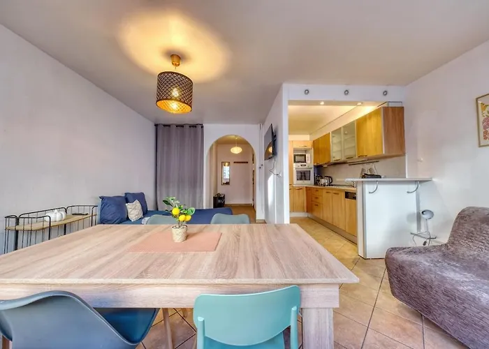 Le Nuage De La Gare - Private Parking Lägenhet