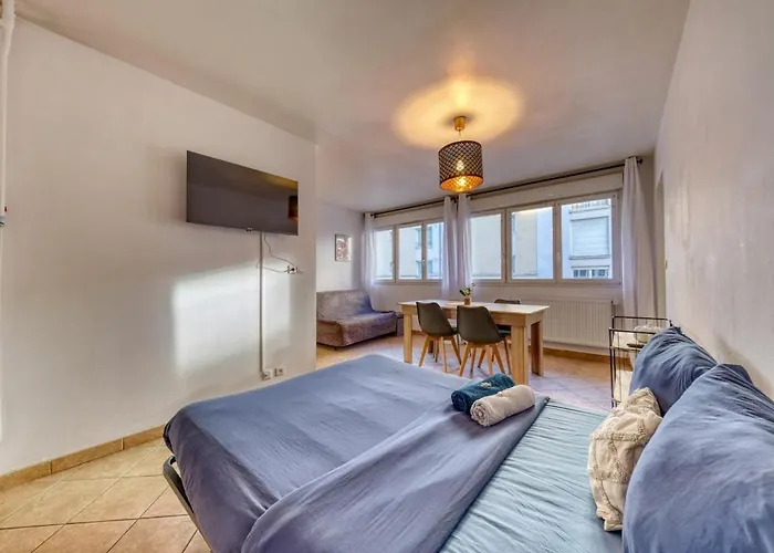 Le Nuage De La Gare - Private Parking Lägenhet